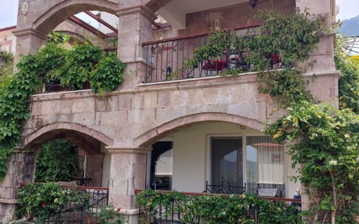 Attractive 3-4 bedroom villa in Ovacik