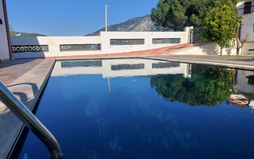 Immaculate, Private 4 Bedroom Villa *Hisaronu*